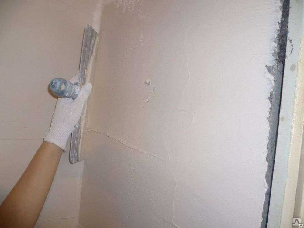 Как штукатурить стены в ванной: виды штукатурок, можно ли клеить плитку на гипсовую штукатурку