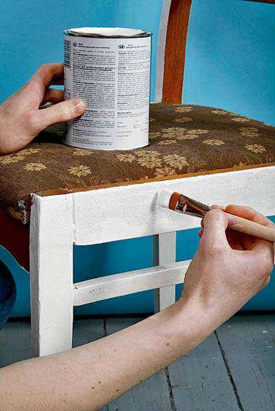 Как перекрасить лакированную мебель своими руками