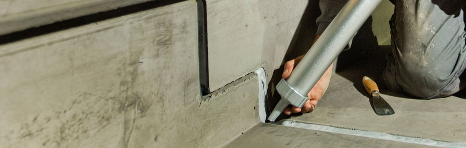 Герметик для бетона – как закрыть швы и трещины в полу? + видео
