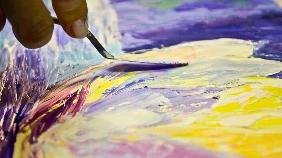 Картина, написанная масляными красками, очень эффектно смотрится и завораживает Как научиться рисовать маслом, и какие техники используются в живописи