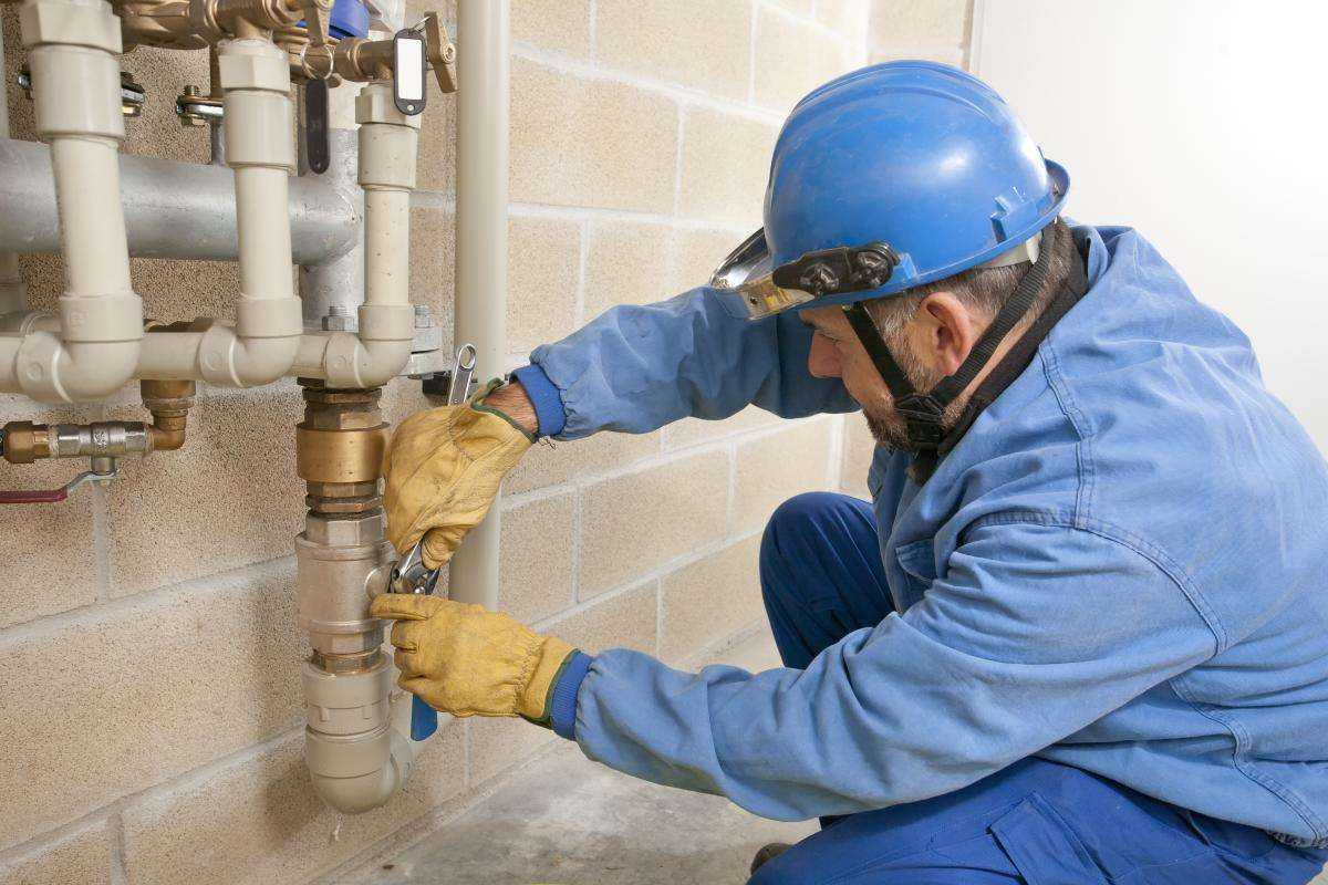 Водоразборная арматура во многом определяет эффективность функционирования систем внутреннего водопровода