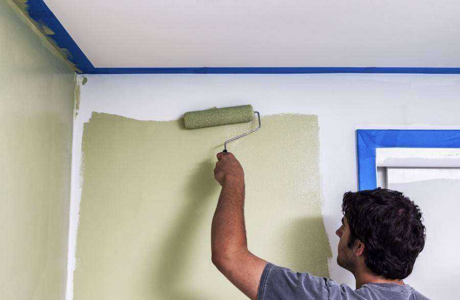 Как покрасить потолок: необходимые инструменты и нюансы технологии | строй советы