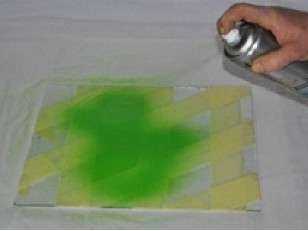 Как покрасить стекло своими руками