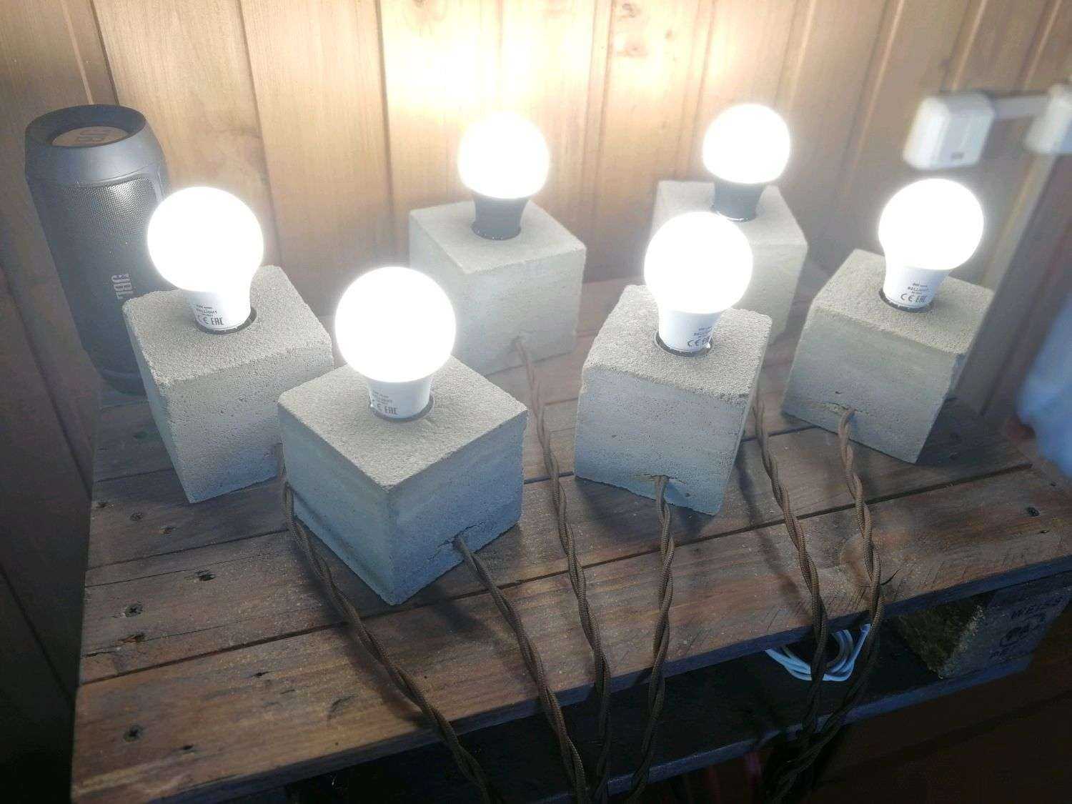 Светильники из бетона в интерьере: дизайн, варианты (35+ фото)