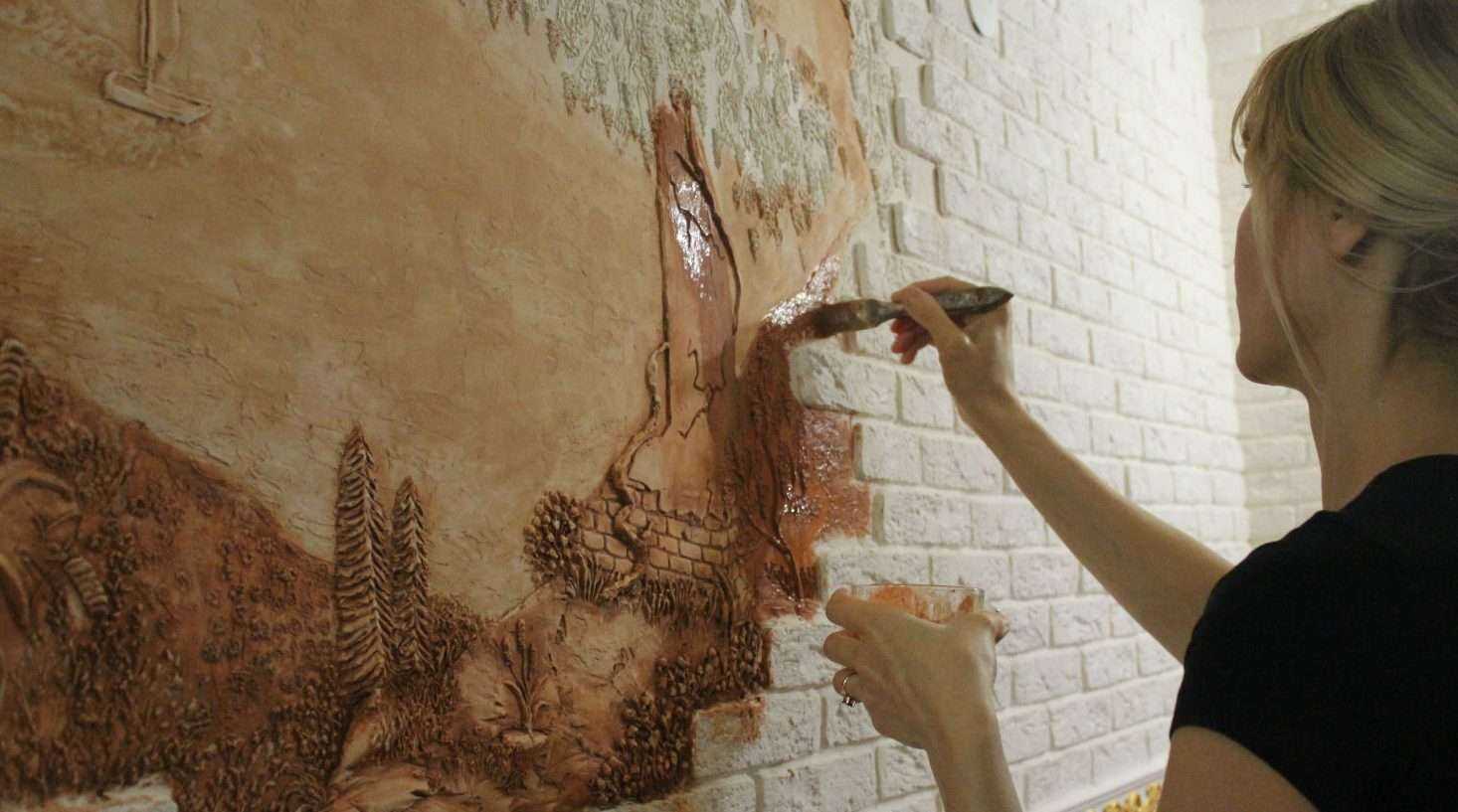 Роспись по сырой штукатурке: опыт современного применения традиционных художественных техник