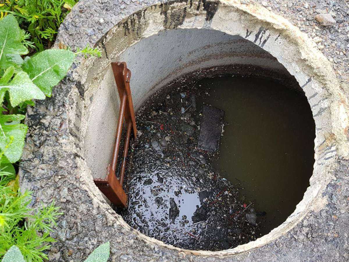 Вентиляция канализации в частном доме и схема труб