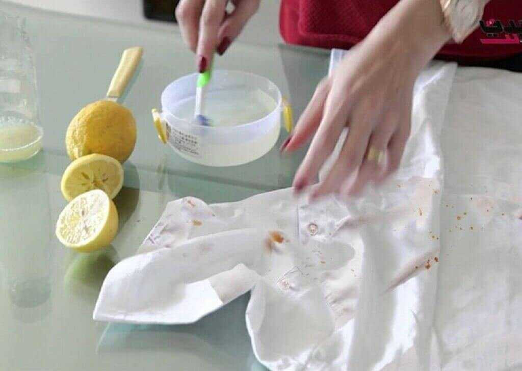 Как отстирать ржавчину с белой и цветной одежды в домашних условиях