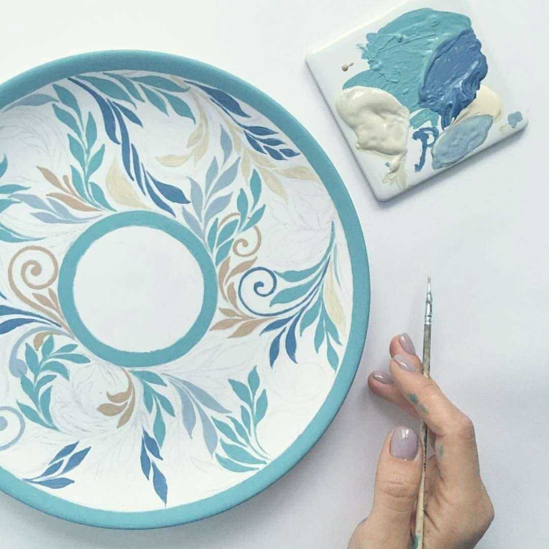 Роспись по стеклу витражными красками, акриловыми, рисунки на декоративные тарелки посуду - для начинающих шикарные, как называется