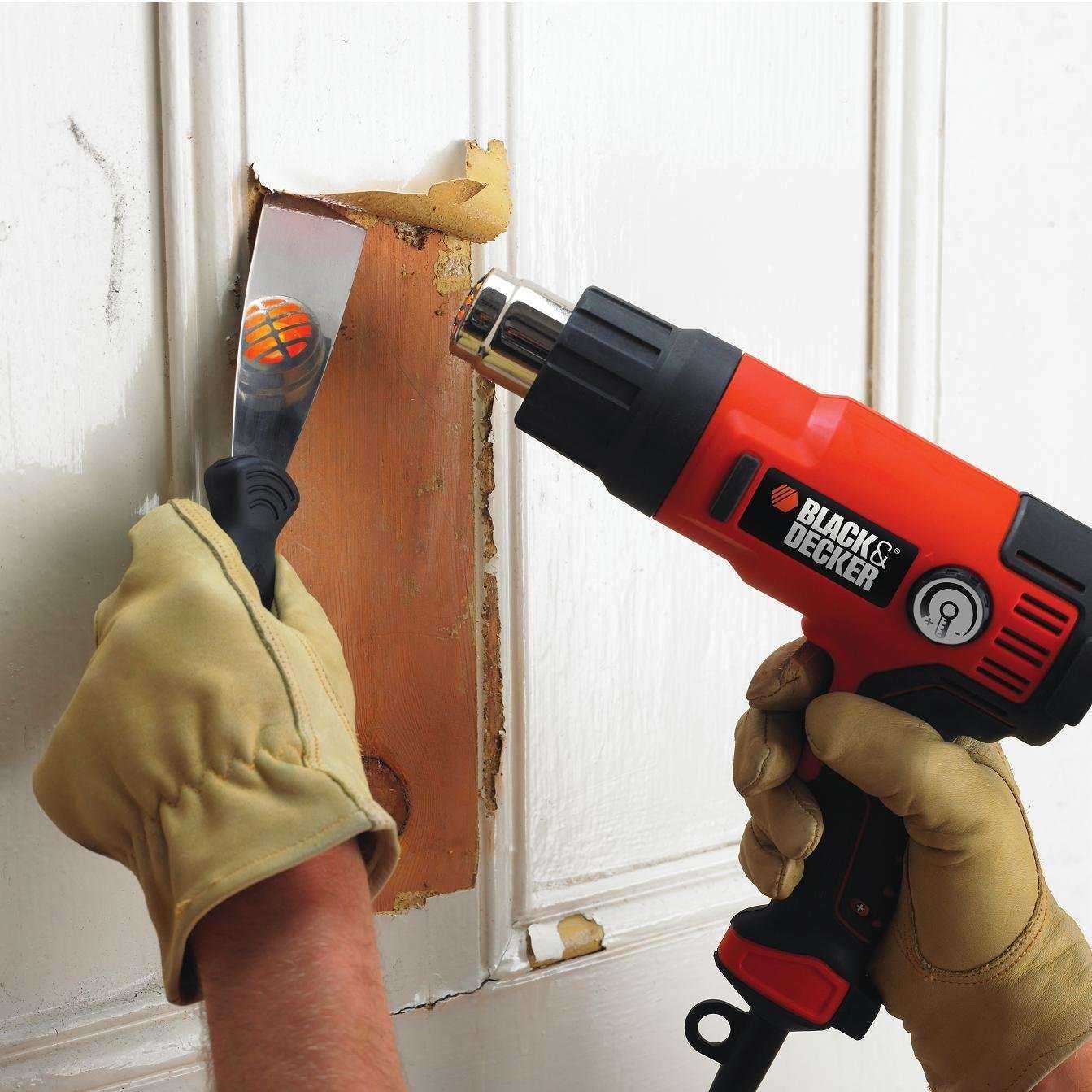 Как удалить старую краску с деревянной поверхности в домашних условиях?