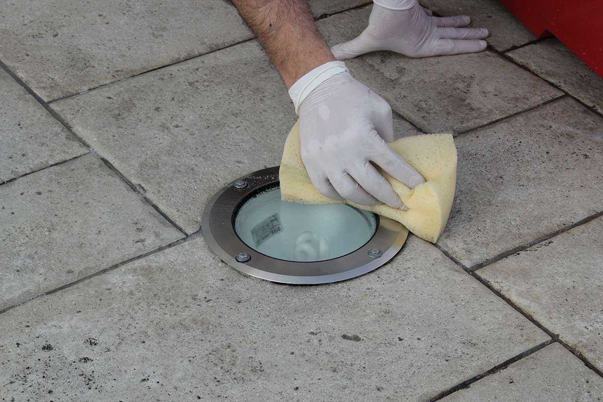 Как очистить плитку после ремонта? от цемента, клея, затирки