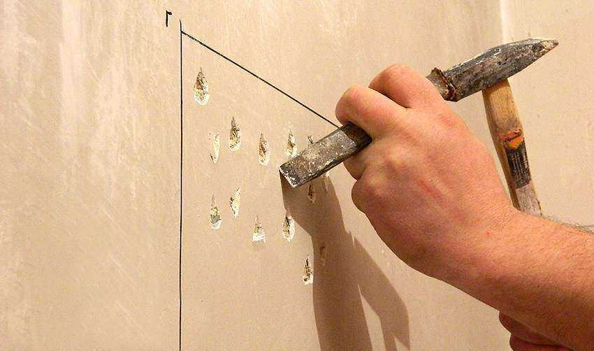 Как клеить плитку на шпаклеванную стену: объясняем тщательно