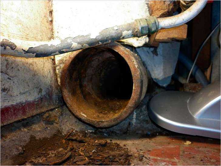 Как разъединить (демонтировать) чугунные канализационные трубы