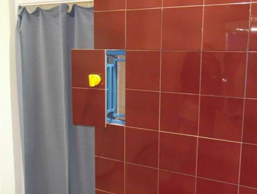 Люк для ванной под плитку: размеры, установка ревизионного люка под плитку в ванной комнате